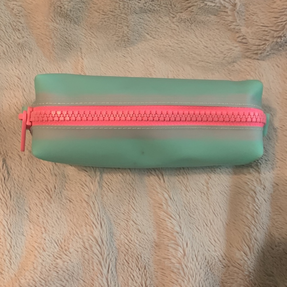 Pencil/makeup case - Picture 3 of 4